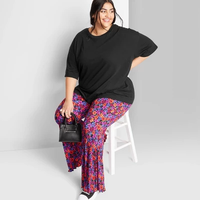 Women's Short Sleeve Relaxed Fit T-Shirt - Wild Fable™ 3 Women's Short Sleeve Relaxed Fit T-Shirt - Wild Fable™ - Image 3