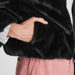 Women's Zip-Front Faux Fur Jacket - Wild Fable™ -Trendy Wear Women Store GUEST 1f5c2e52 2ce3 443a b661 8d36ce3b4818